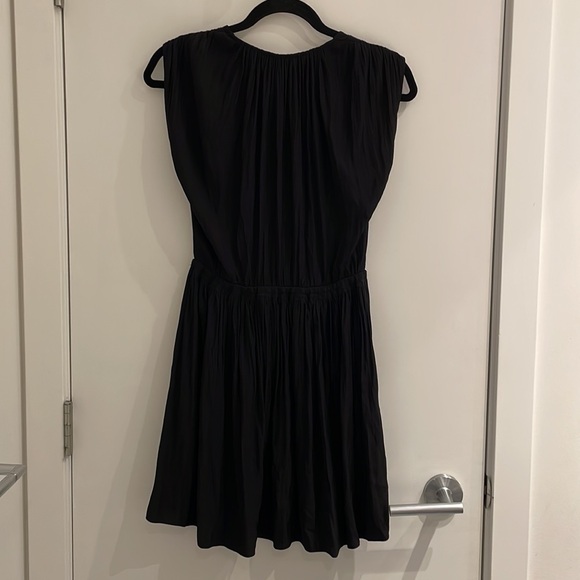 Aritzia dress - Picture 2 of 4